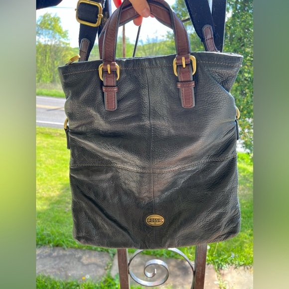 Fossil Black Leather Fold Over Dawson Large Tote Convertible Crossbody Bag Purse - Picture 1 of 7